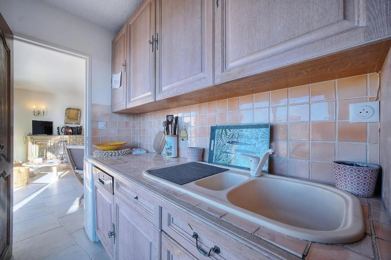 Immogroom - Panoramic Sea View - Terrace - 1 Min From The Beach - Parking Cannes 0*,  Fransa